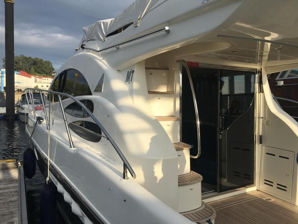Porto Private Yacht- Accommodation Douro River 외부 사진