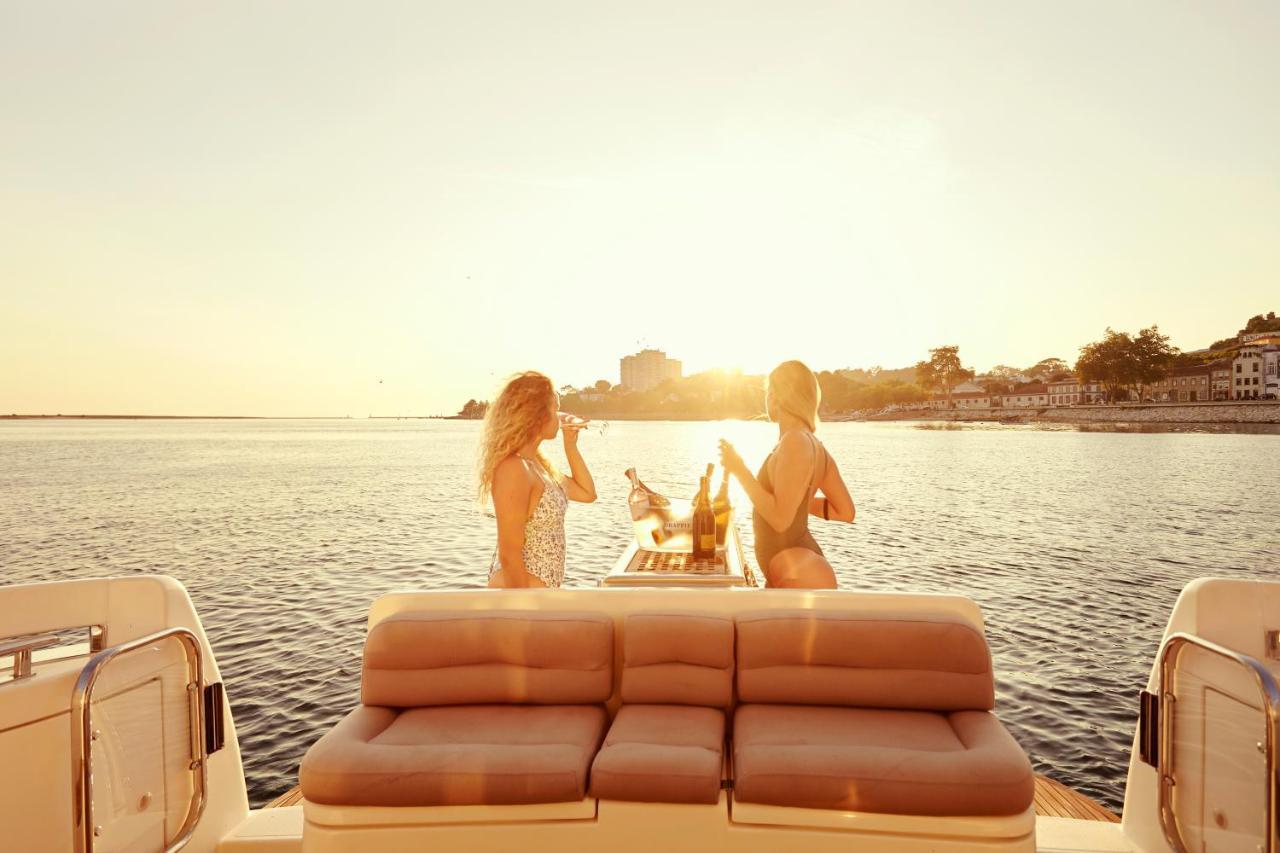 Porto Private Yacht- Accommodation Douro River 외부 사진